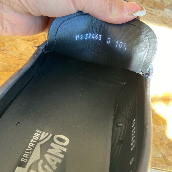 Ferragamo shoes - Picture 11 of 13